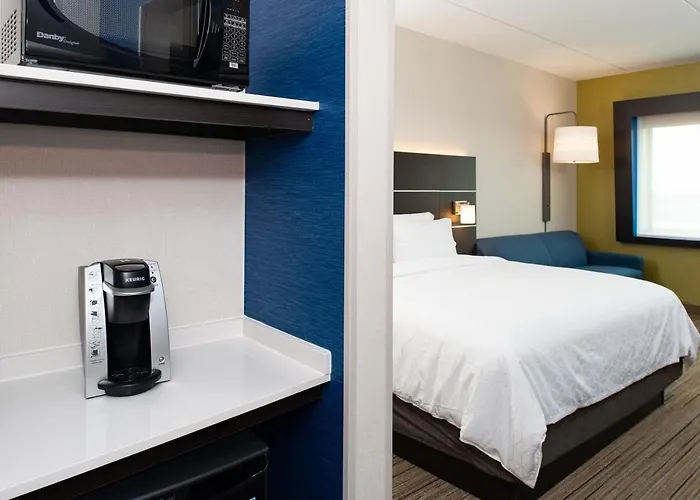 Express & - - Joliet North By Ihg 3*