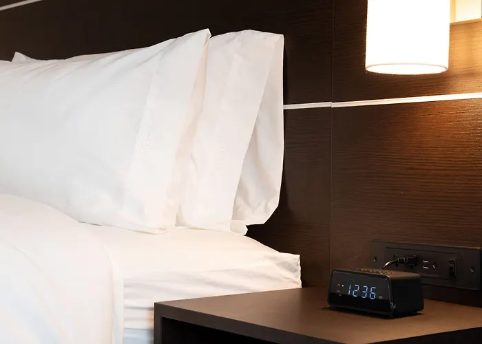 Express & - - Joliet North By Ihg
