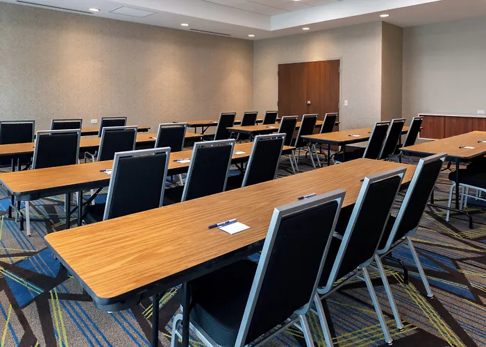 Express & - - Joliet North By Ihg 3*